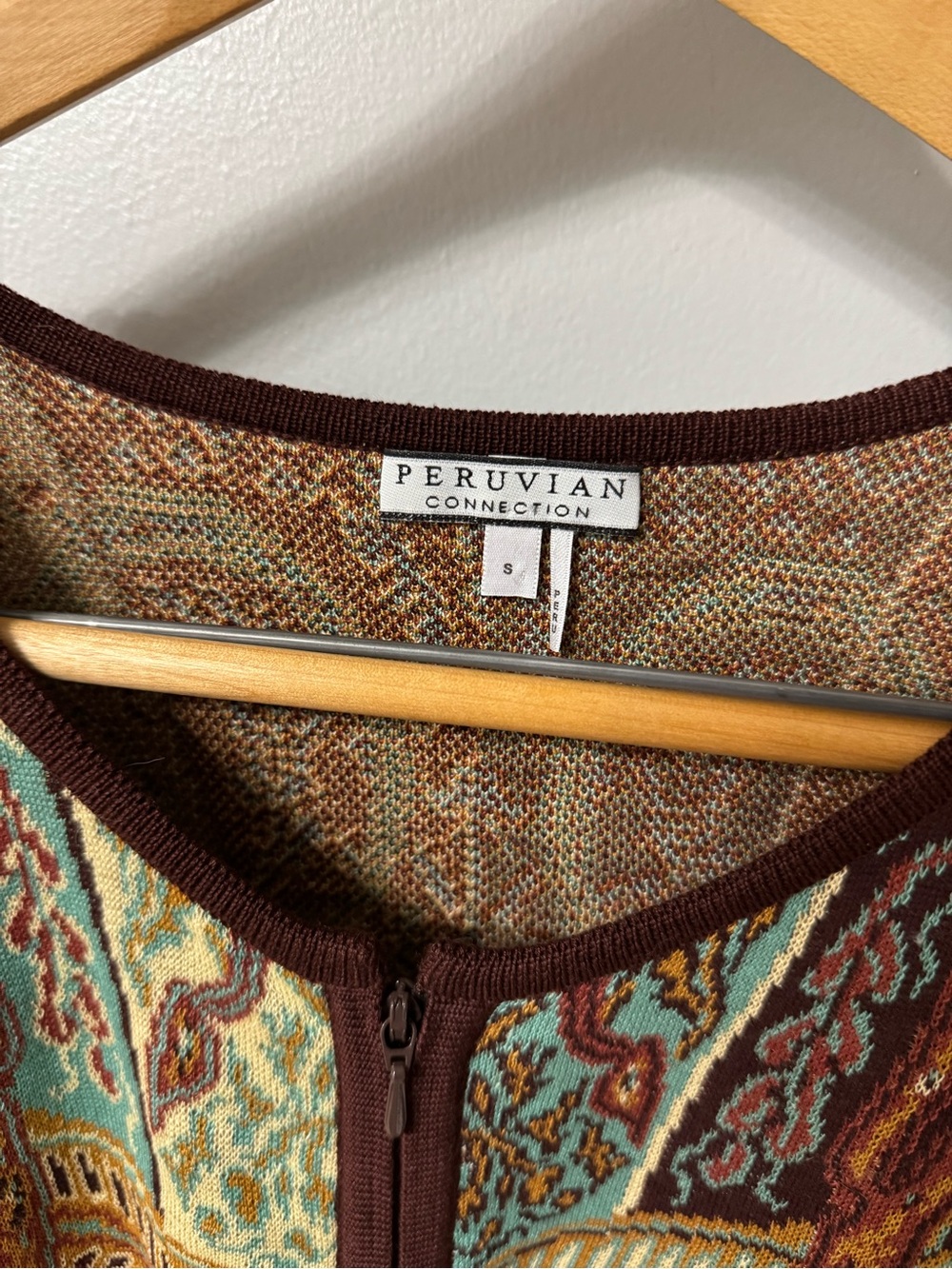 Peruvian Collection Cardigan - Picture 2 of 6